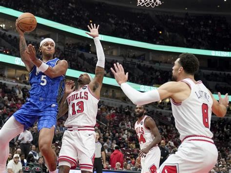 Banchero hits turnaround jumper with 1 second left as Magic beat Bulls 96-94
